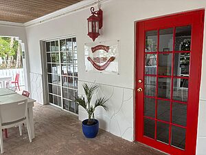 Where to eat in Harbour Island - Aquapazza
