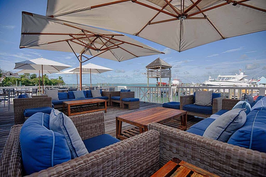 Where to eat in harbour island - Rooster Tail Bar