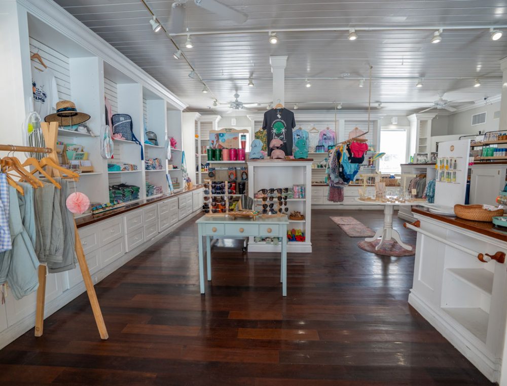 The Best Shopping on Harbour Island: A Guide to Local Boutiques, Art Galleries, and Unique Finds