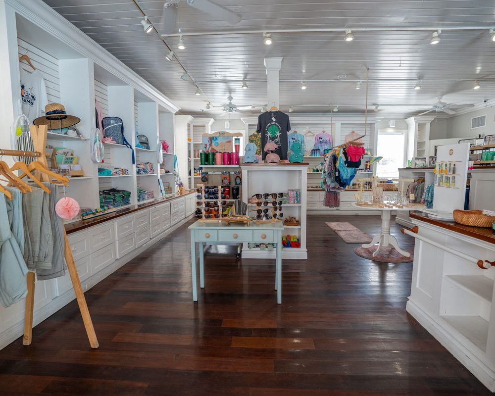 The Best Shopping on Harbour Island: A Guide to Local Boutiques, Art Galleries, and Unique Finds